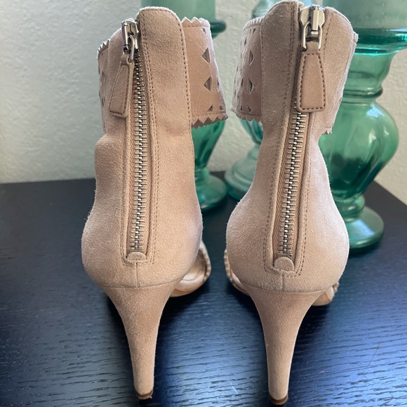 Prada Nude Suede Cutout Ankle Strap Sandals Shoes - Picture 6 of 6